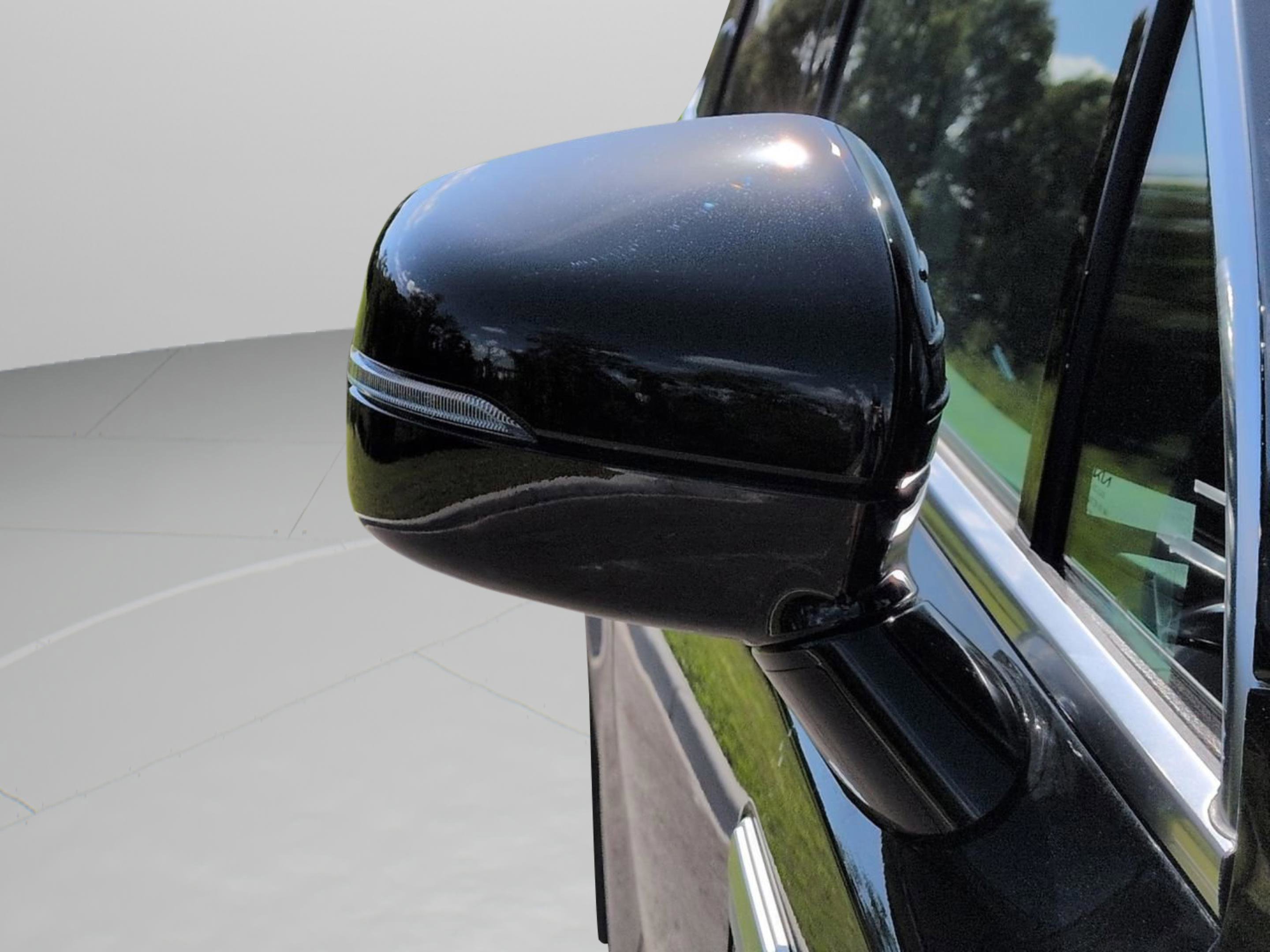 New 2026 Ebony Black Kia S image 33