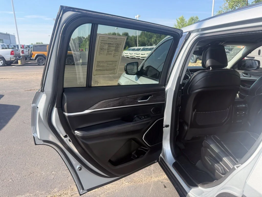 Certified Used 2021 Silver Zynith Jeep Limited image 31