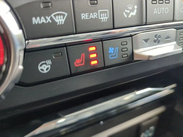 New 2026 Carbonized Gray Metallic Ford F-350® Lariat® image 23