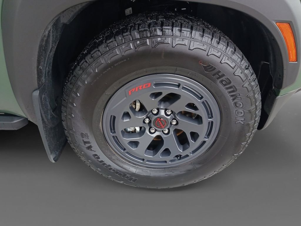 Used 2026 Green Nissan PRO-X image 16