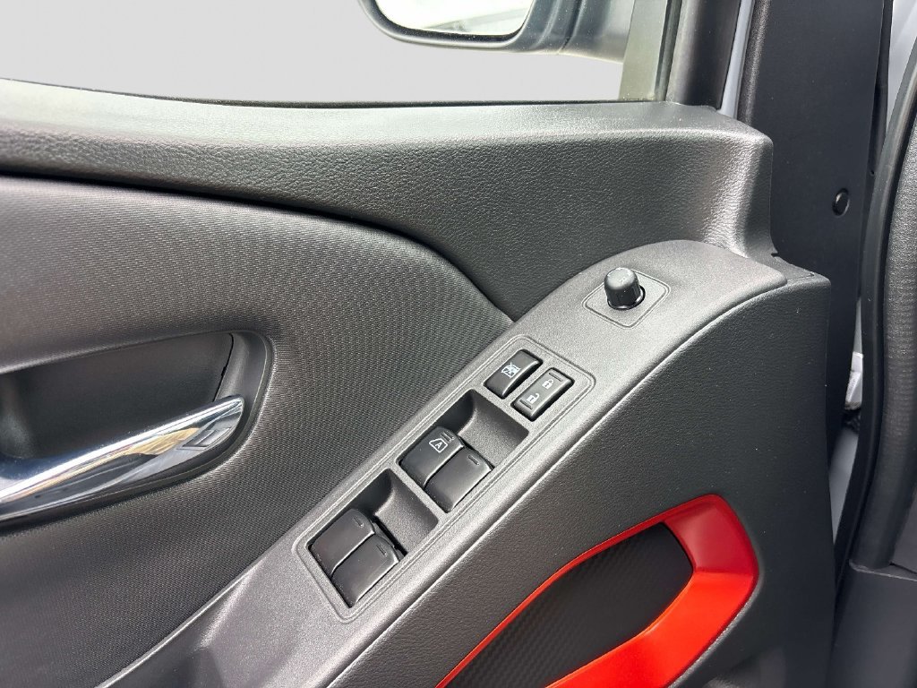 Used 2022 Gray Nissan PRO-4X image 15