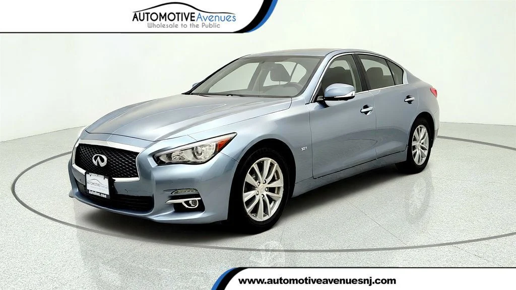 2017 INFINITI Q50