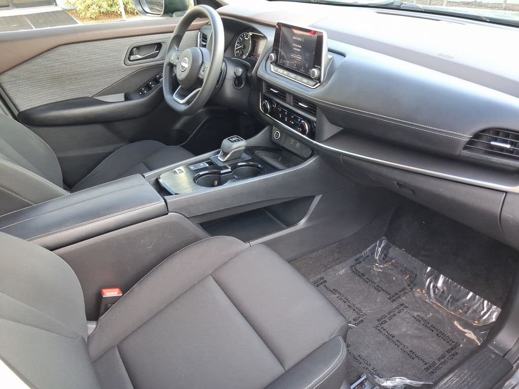 Used 2023 Gray Nissan S image 26