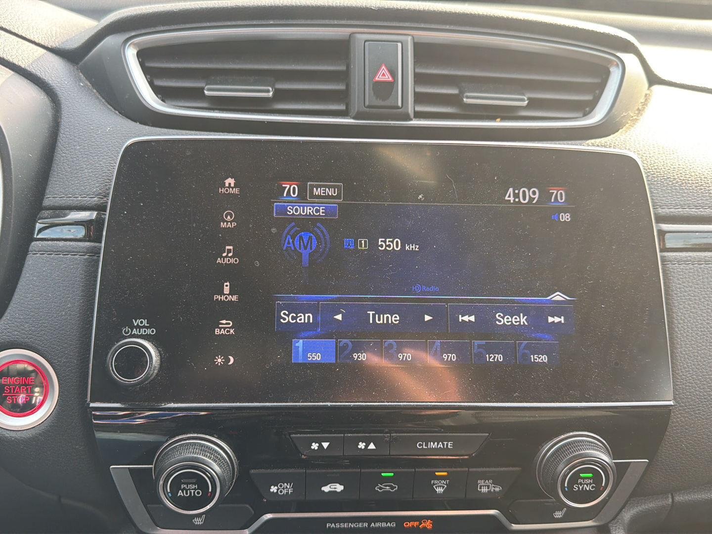 Used 2018 Crystal Black Pearl Honda Touring image 13
