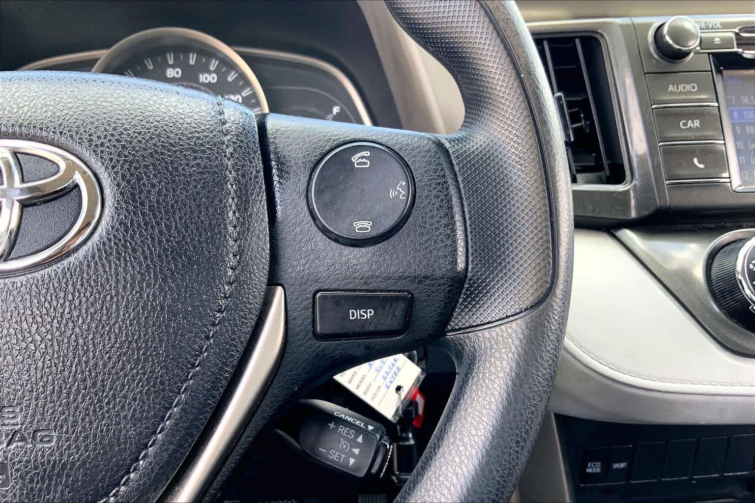 Used 2015 Classic Silver Metallic Toyota LE image 24