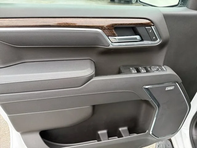 New 2026 Summit White GMC Elevation image 16