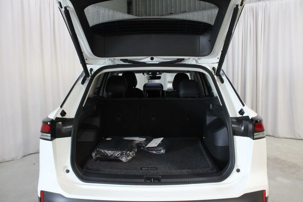 New 2026 White Volkswagen SE image 30