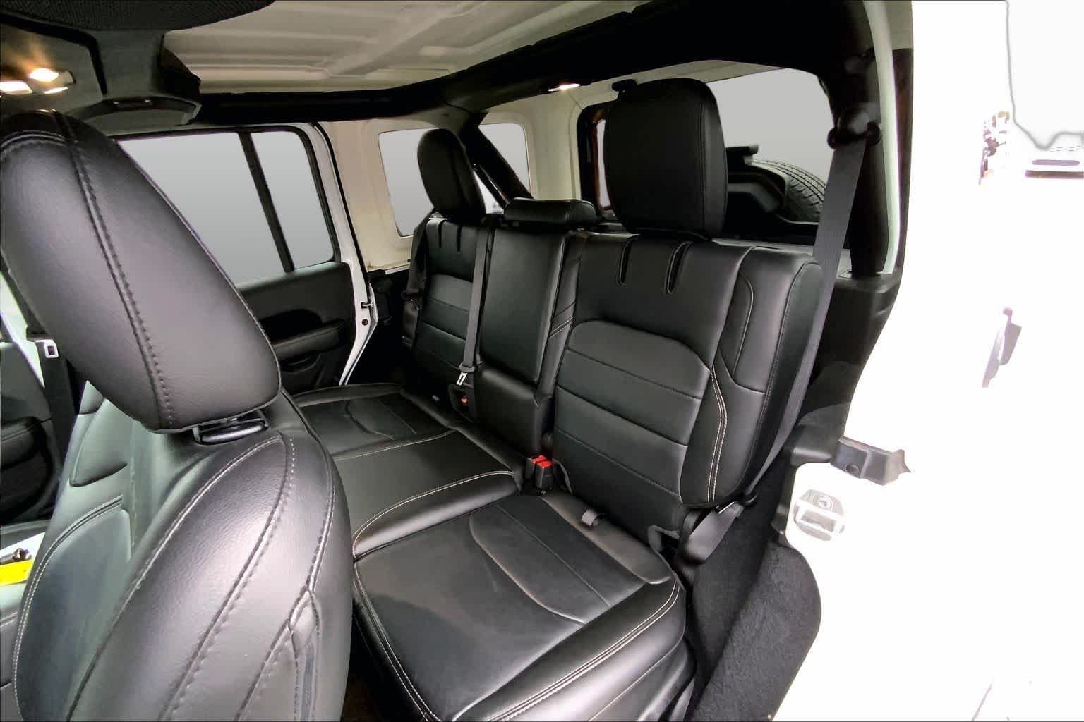 Used 2023 Bright White Clearcoat Jeep Sahara image 17