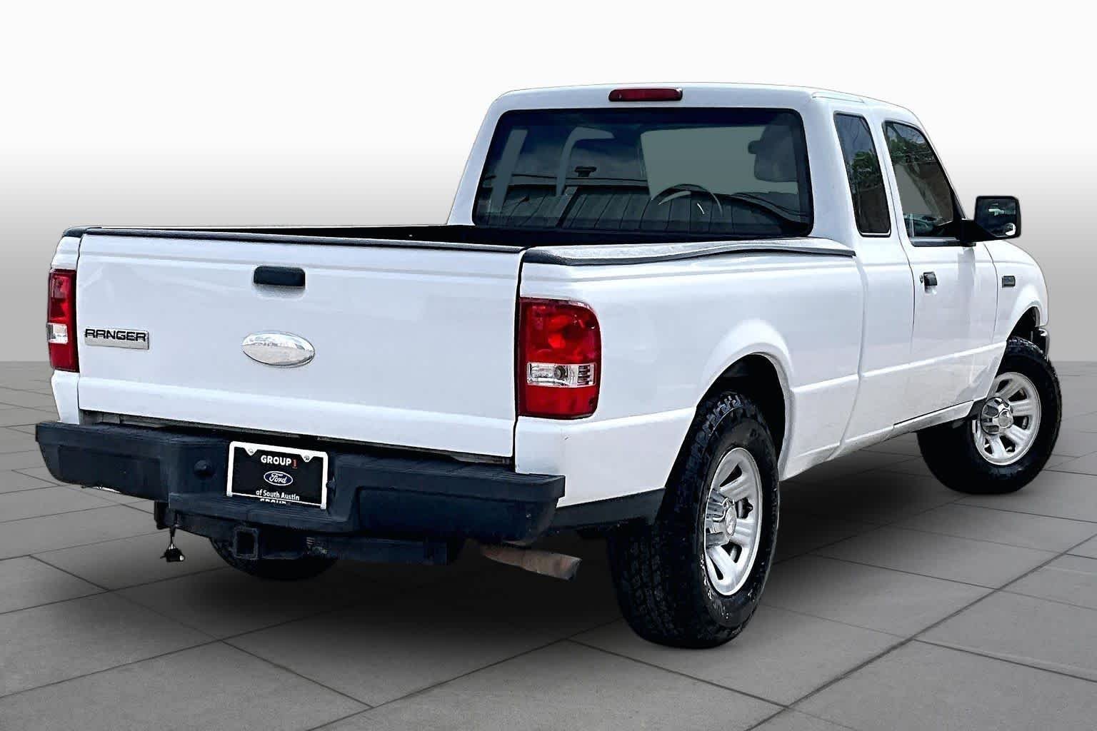 Used 2011 Oxford White Ford XL image 14