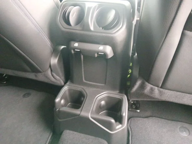 2025 Jeep Wrangler 4-Door Sport S - Photo 16