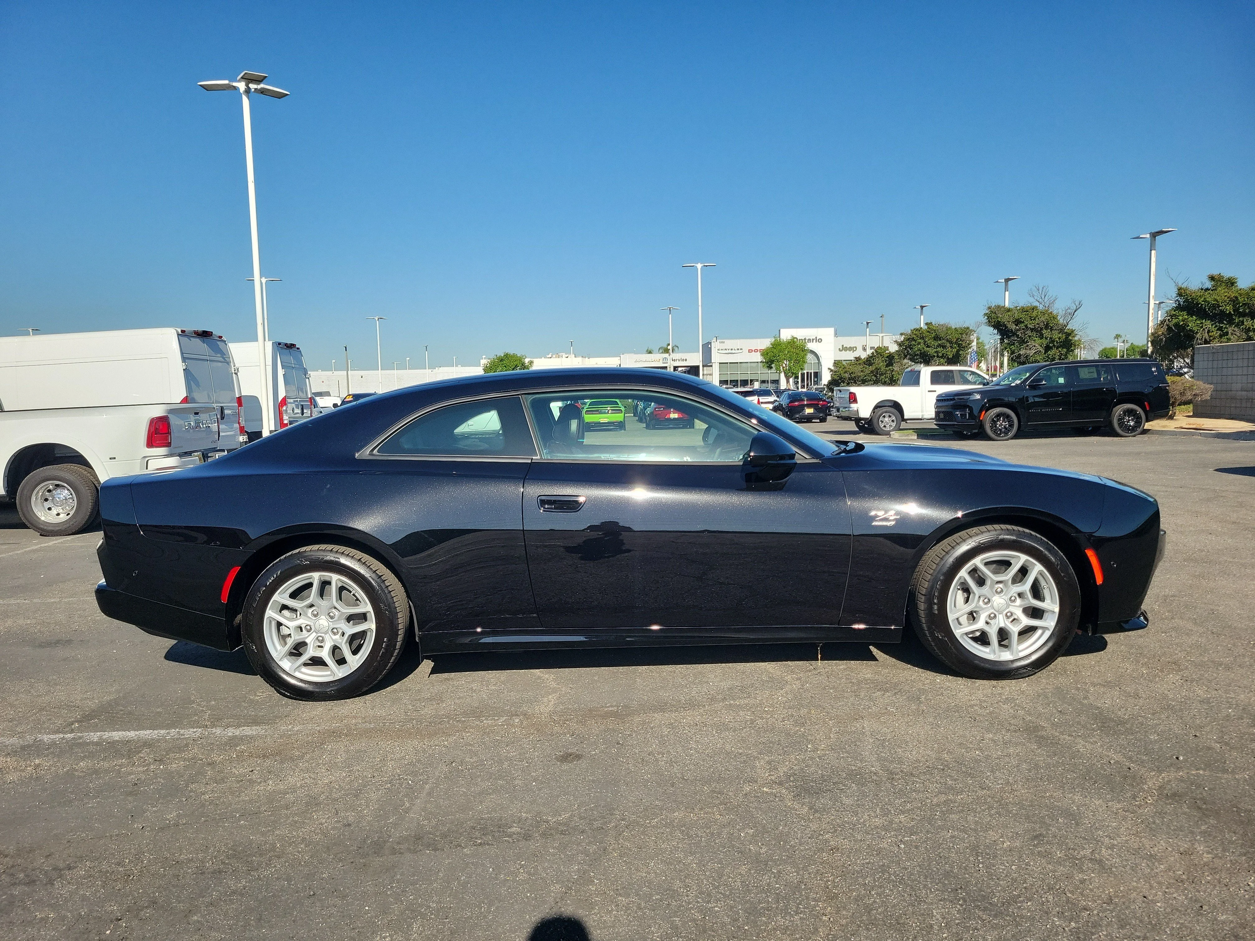Used 2025 Dodge Charger Daytona R/T with VIN 2C3CDBCKXSR550572 for sale in Ontario, CA