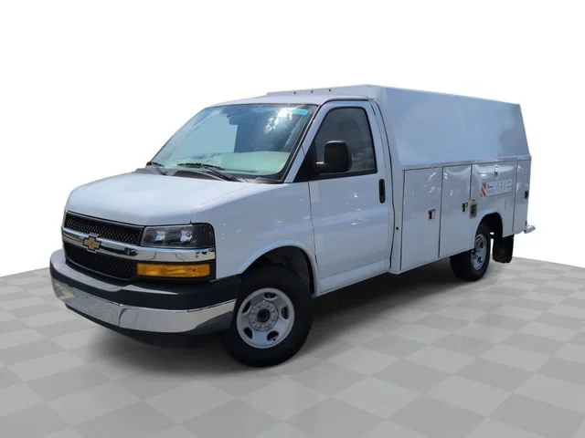 2026 Chevrolet Express 3500 139" WB's photo