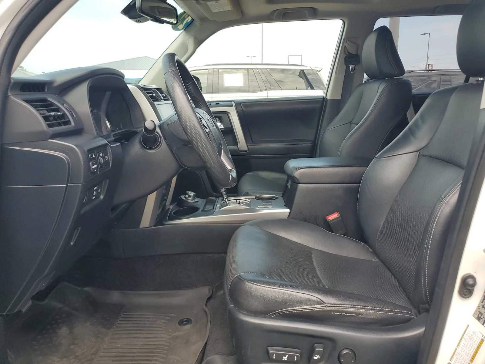 Used 2022 Blizzard Pearl White Toyota Limited image 23
