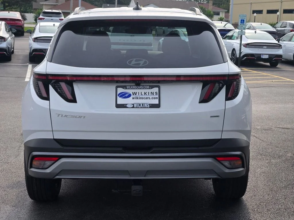 New 2026 White Pearl Hyundai SEL Premium image 12