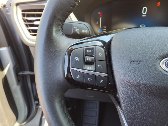 Used 2023 Silver Metallic Ford Active image 19