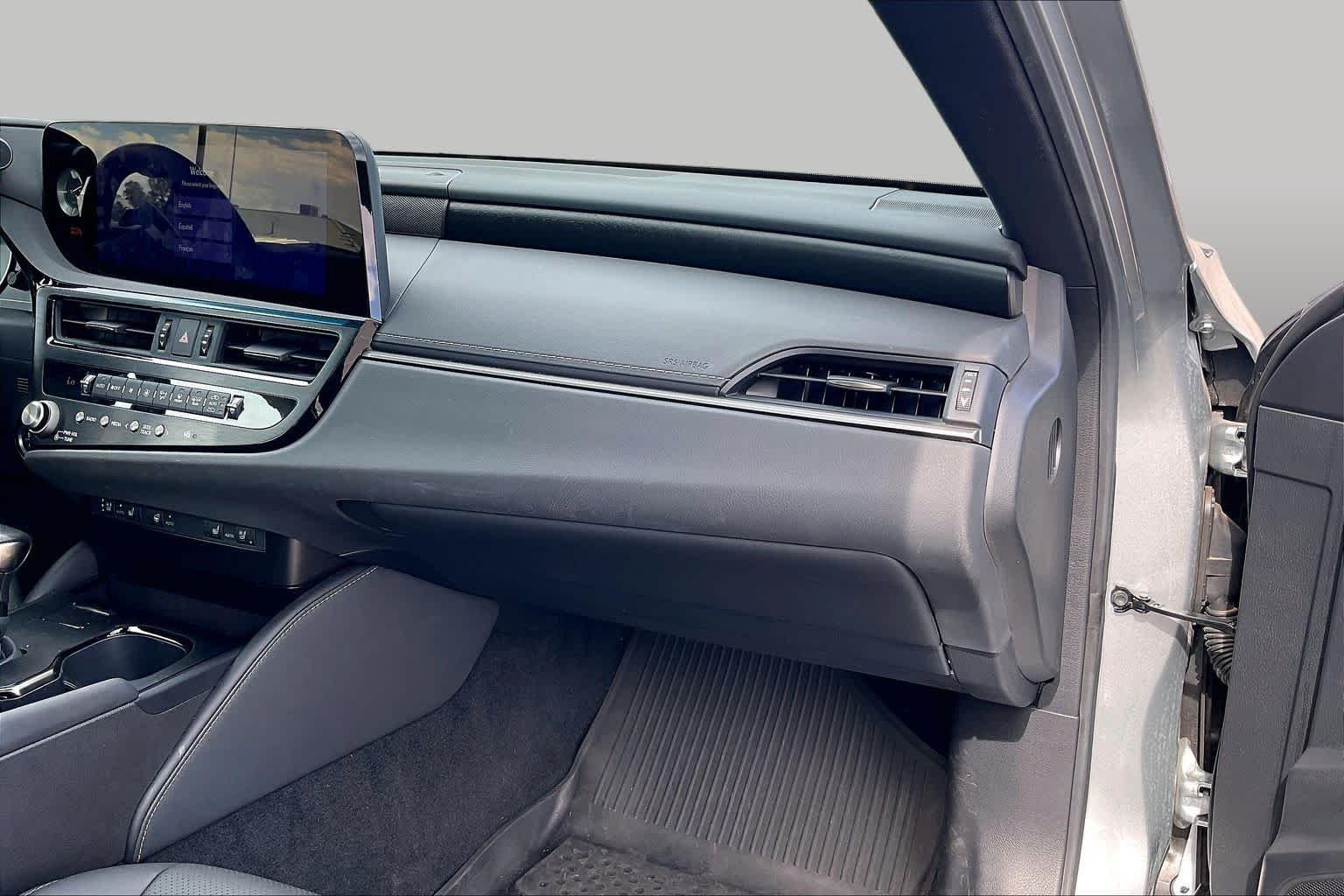 Used 2025 Iridium Lexus  image 18