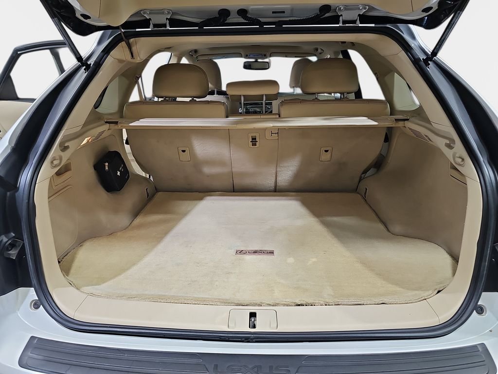 Used 2013 White Lexus 350 image 14