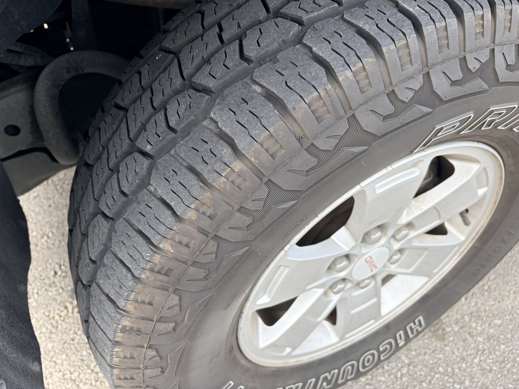 Used 2016 Onyx Black GMC 4WD image 10