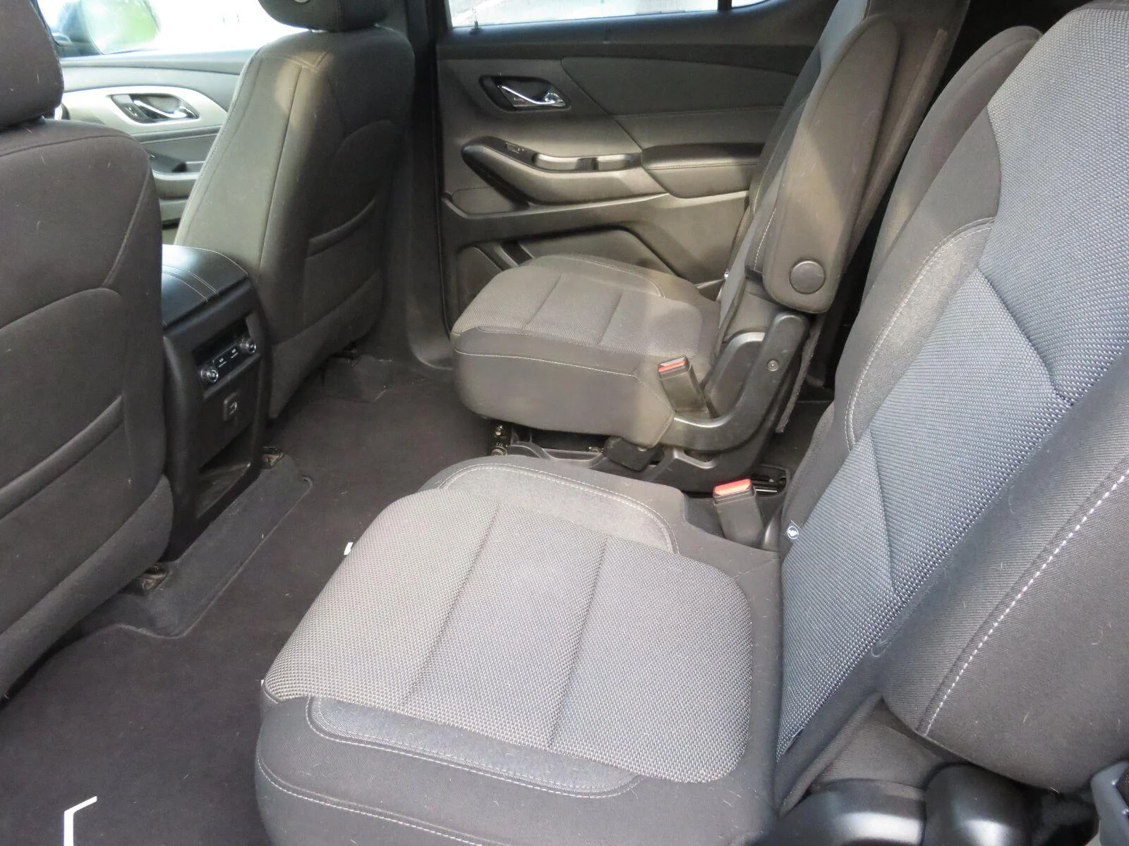 Used 2022 Northsky Blue Metallic Chevrolet LT Cloth image 14