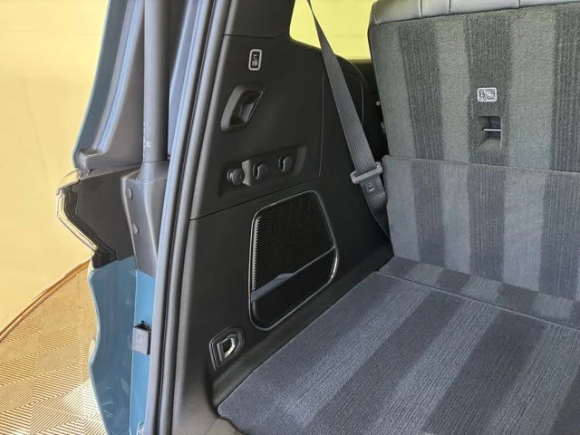 New 2026 Blue Jeep Limited Altitude image 10