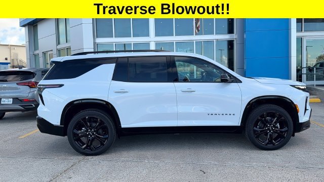 New 2027 Polar White Tricoat Chevrolet RS image 2