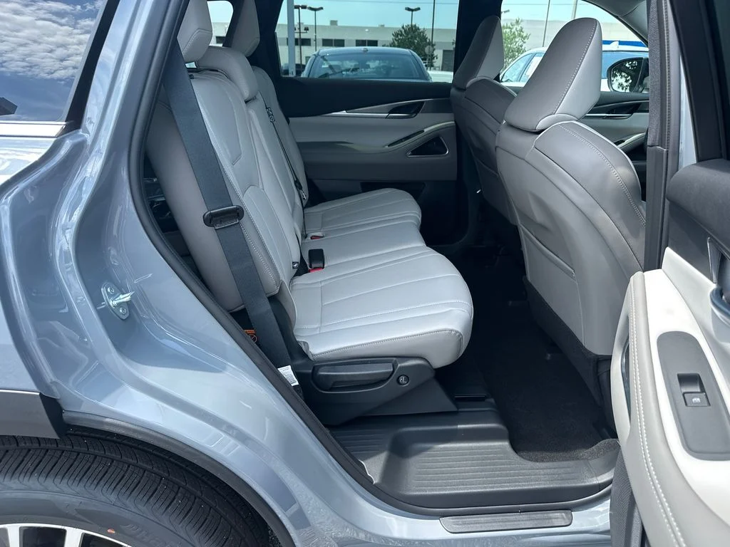 New 2027 Gray INFINITI LUXE image 15