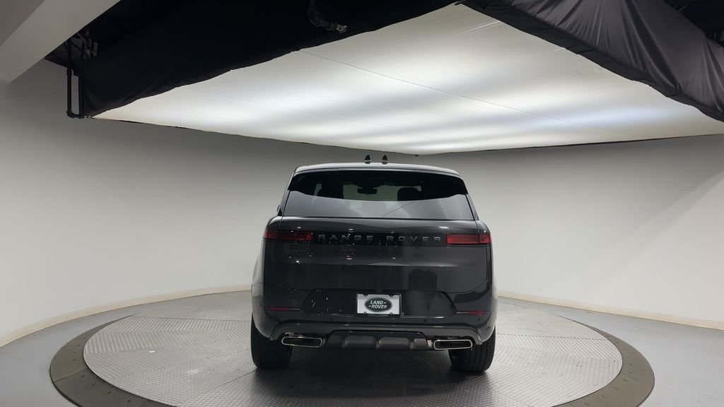 Certified Used 2025 Carpathian Gray Premium Metallic Land Rover Dynamic SE image 7