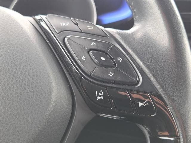 Certified Used 2021 BLIZZARD PEARL Toyota  image 13
