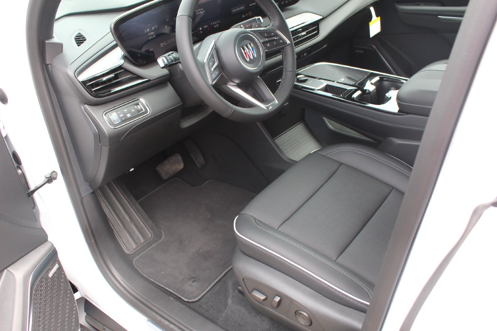 New 2026 Summit White Buick Preferred image 11