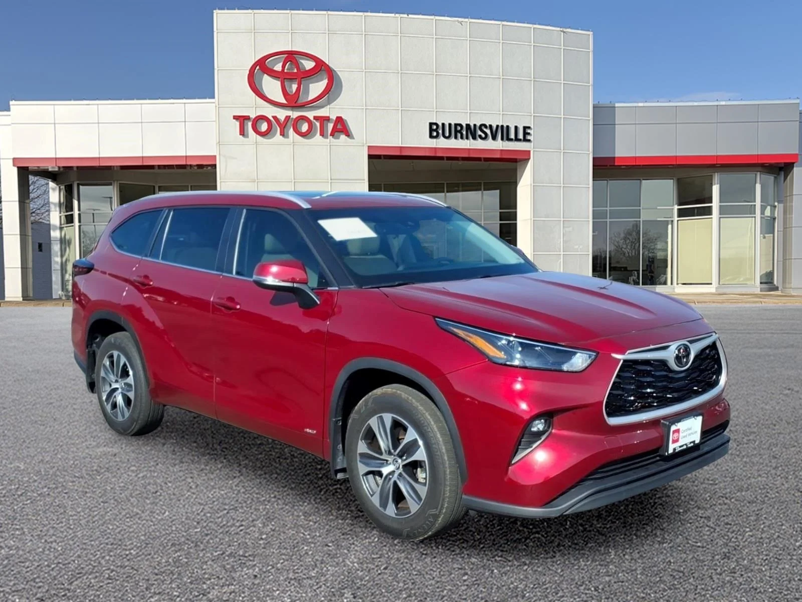 Certified Pre-Owned 2025 Toyota Highlander Hybrid XLE 4D Sport