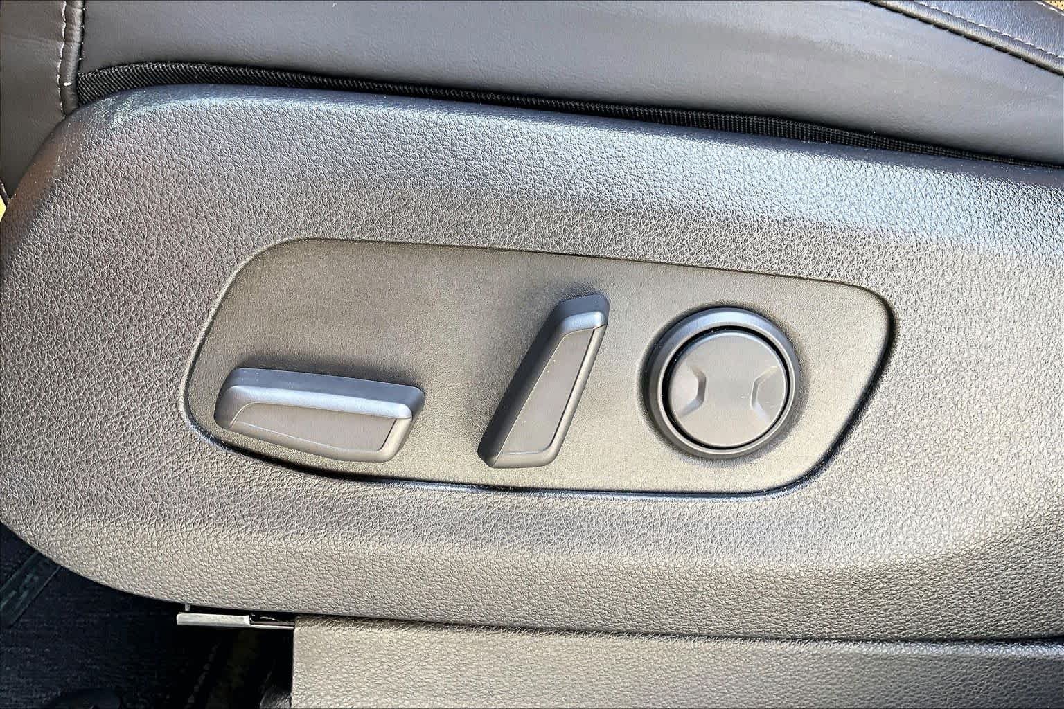 Certified Used 2023 Panthera Metal Kia EX image 31