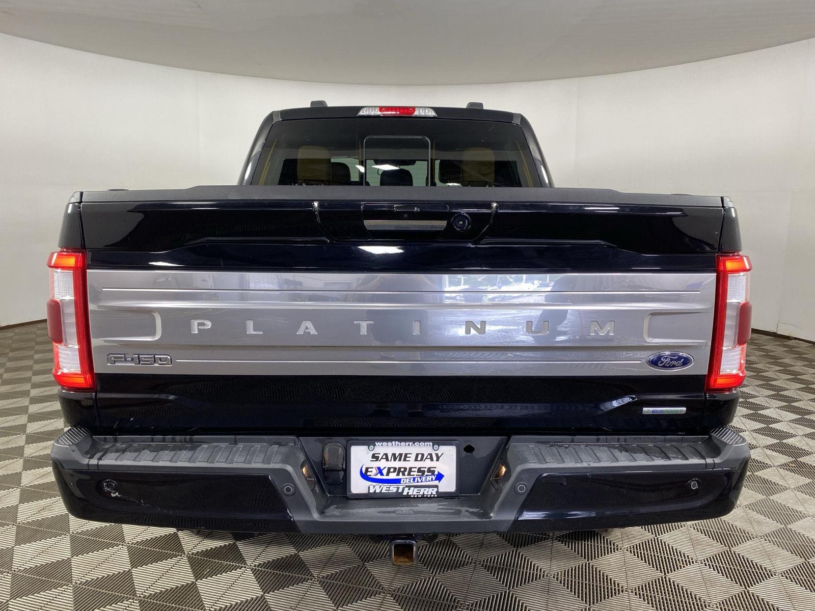 Used 2023 Agate Black Ford Platinum image 6
