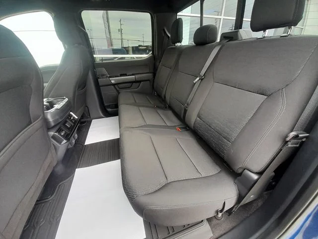 Used 2022 Blue Metallic Ford XLT image 40