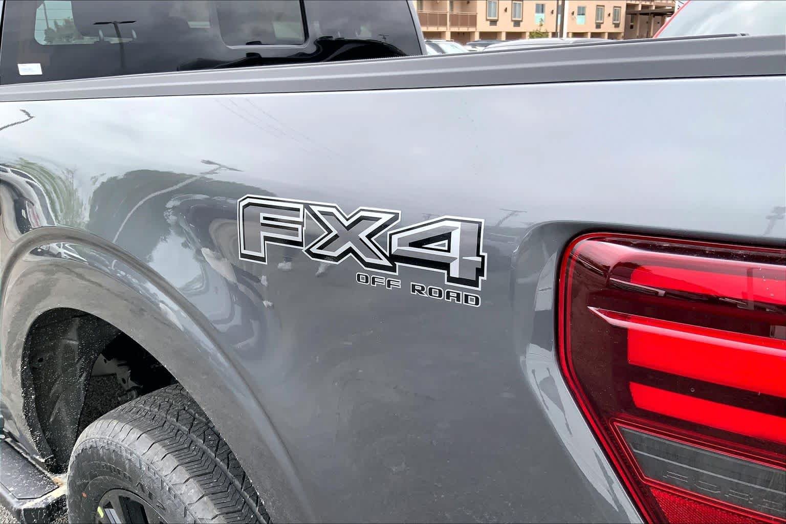 New 2026 Carbonized Gray Metallic Ford Lariat® image 15