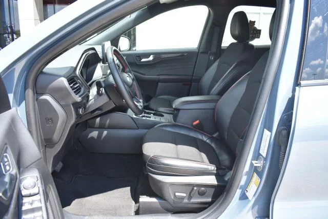 Used 2025 Blue Ford ST-Line Select image 11