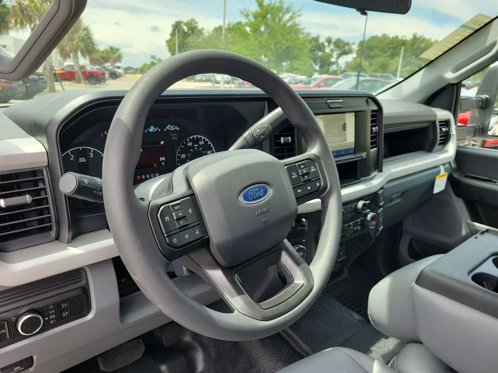New 2026 Oxford White Ford F-350® XL image 16