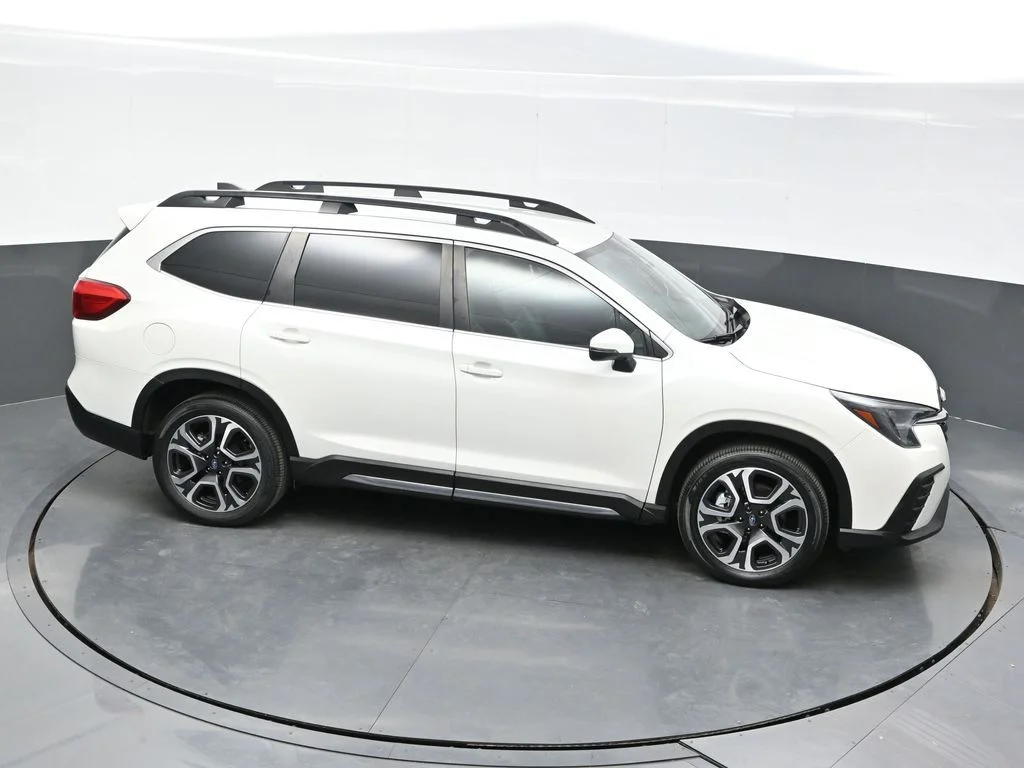 Used 2023 White Subaru Limited image 38