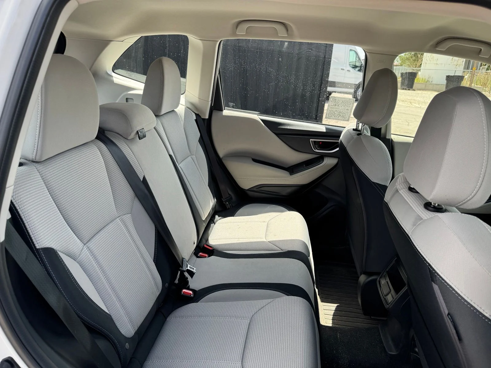 Used 2023 White Subaru Base image 14