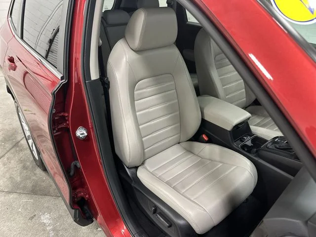 Used 2024 Radiant Red Metallic Honda EX-L image 18