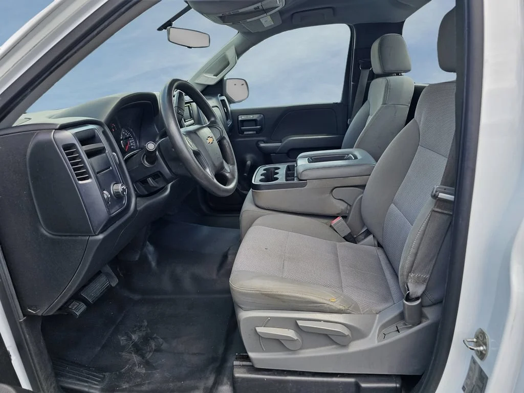 Used 2015 SUMMIT WHITE Chevrolet Work Truck image 15