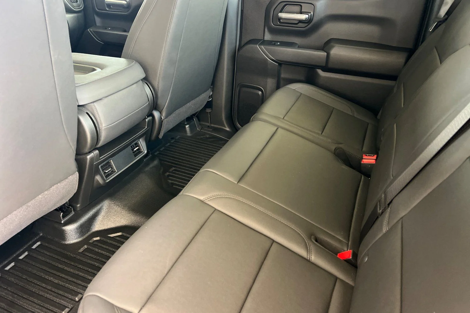 Used 2025 White Chevrolet WT image 12