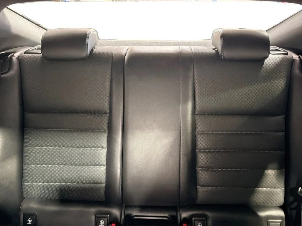 Used 2015 Silver Lexus 350 image 17