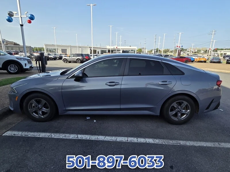 Used 2022 Silver KIA LXS image 8