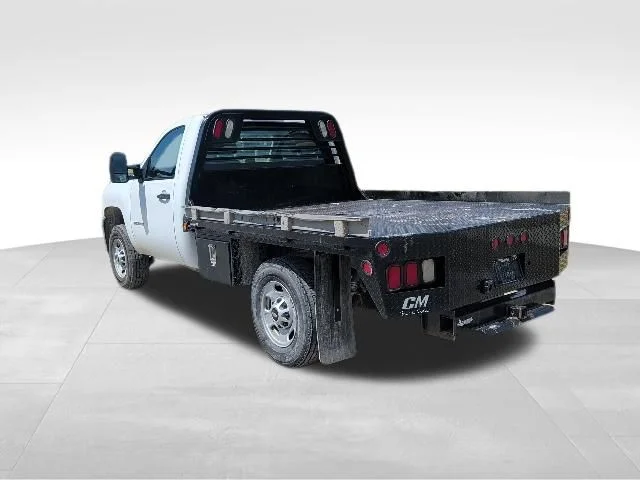 Used 2014 White Chevrolet Work Truck image 5