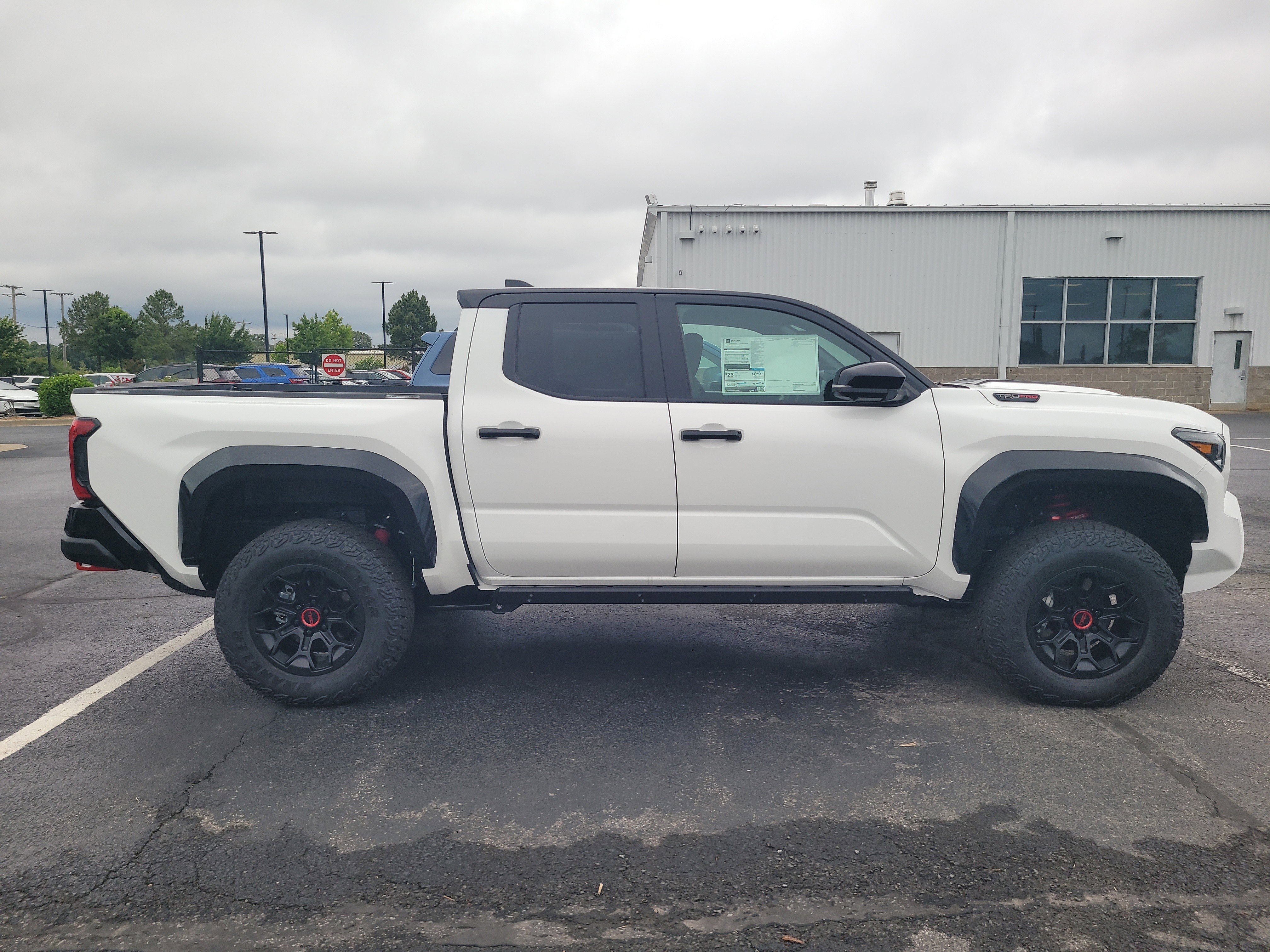 2026 Toyota Tacoma TRD Pro - Photo 35
