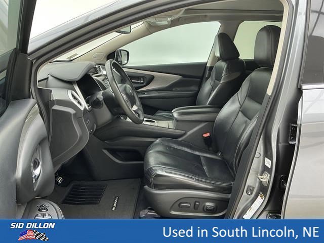 Used 2015 Gun Metallic Nissan SL image 17