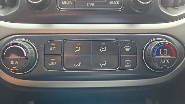 Used 2018 Blue Chevrolet ZR2 image 18