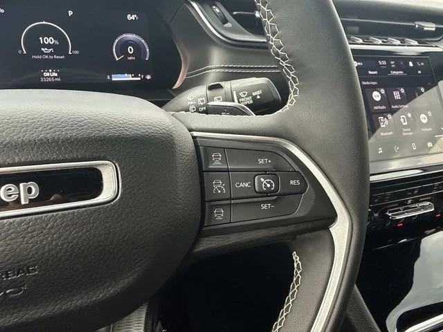Used 2024 Gray Jeep Altitude image 64