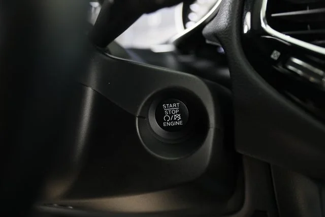 Used 2019 White Jeep Limited image 14