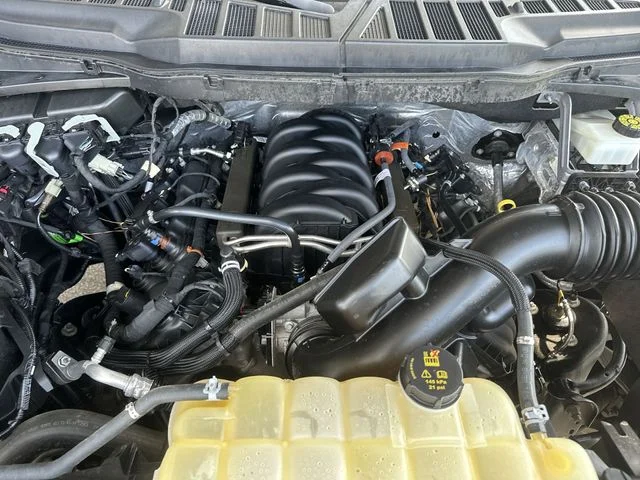 Used 2022 Blue Ford XL image 26